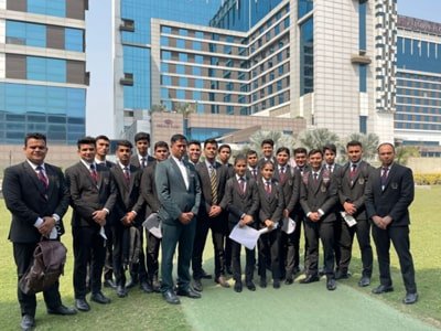 FIHM Students' Industrial Visit To Crowne Plaza, Greater Noida-2
